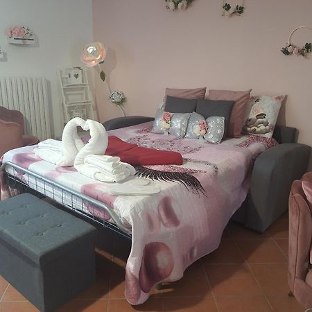 Shabby Chic Rooms Con Cucina E Giardino Privato Pomarico ภายนอก รูปภาพ