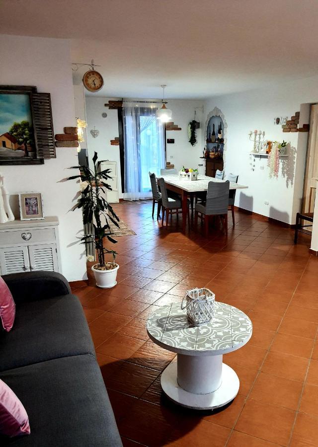 Shabby Chic Rooms Con Cucina E Giardino Privato Pomarico ภายนอก รูปภาพ