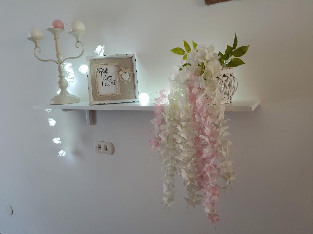 Shabby Chic Rooms Con Cucina E Giardino Privato Pomarico ภายนอก รูปภาพ