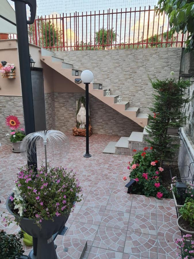 Shabby Chic Rooms Con Cucina E Giardino Privato Pomarico ภายนอก รูปภาพ