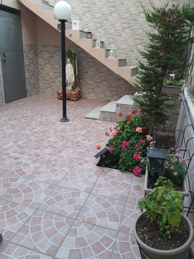Shabby Chic Rooms Con Cucina E Giardino Privato Pomarico ภายนอก รูปภาพ