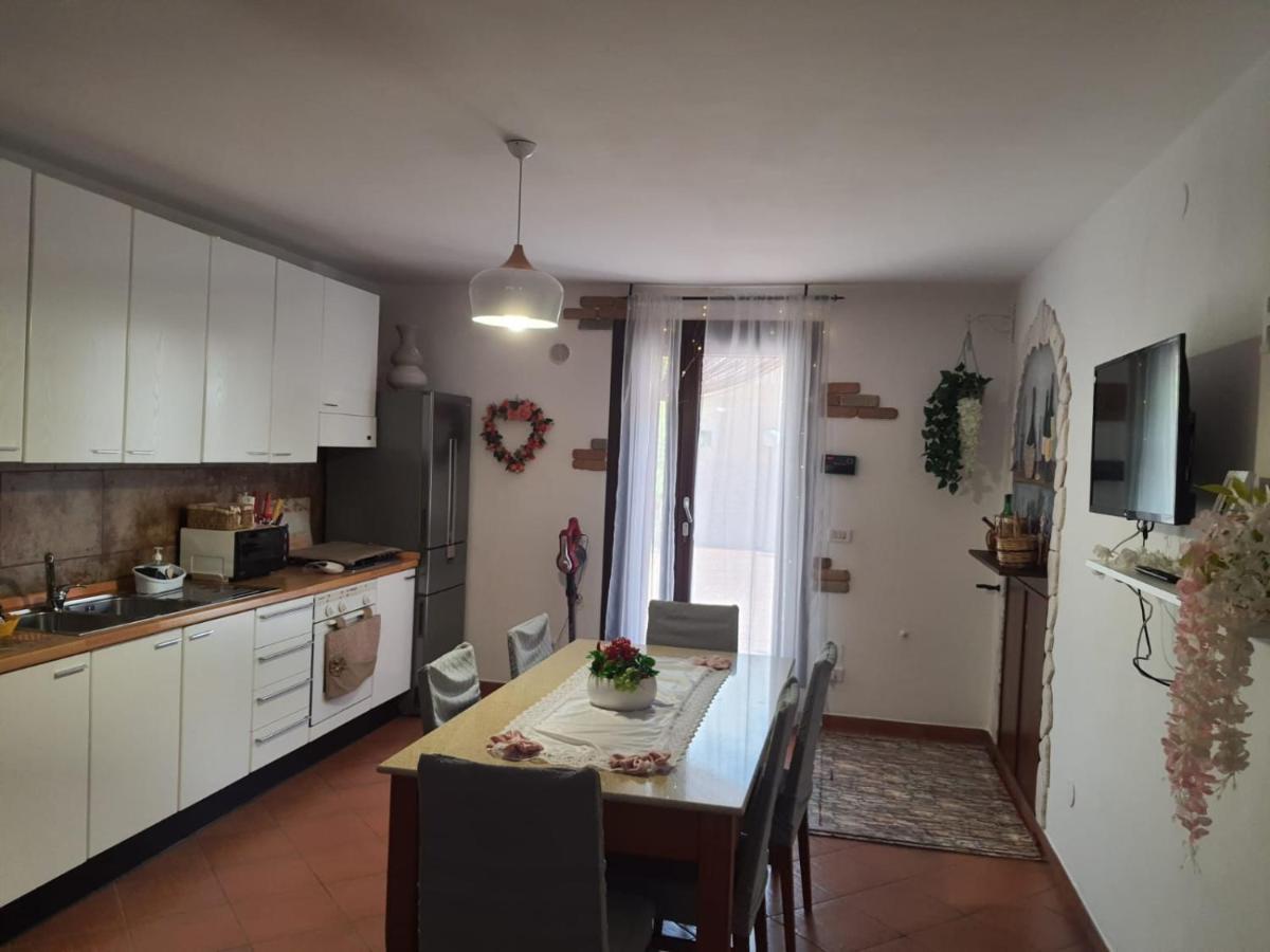 Shabby Chic Rooms Con Cucina E Giardino Privato Pomarico ภายนอก รูปภาพ