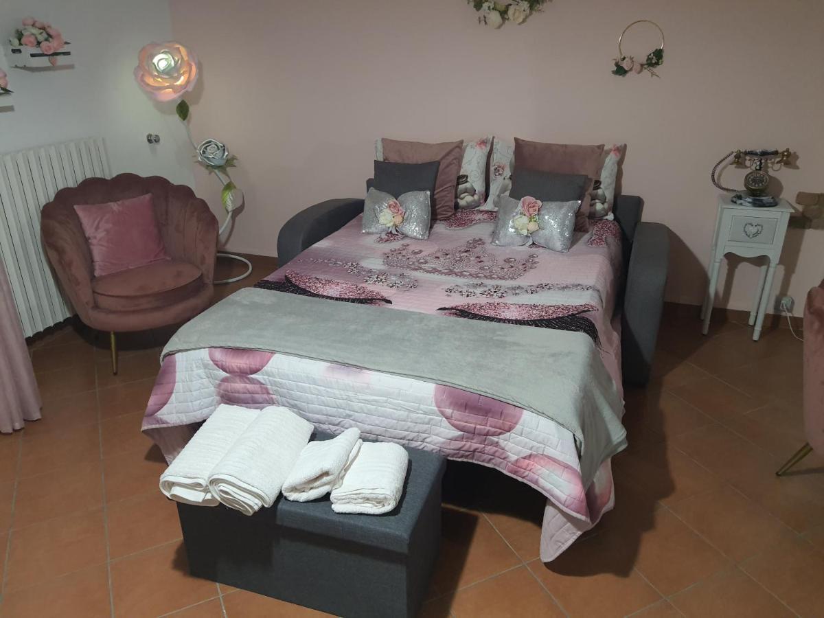 Shabby Chic Rooms Con Cucina E Giardino Privato Pomarico ภายนอก รูปภาพ